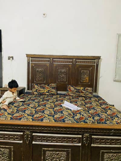 Double Bed With Mattress Sell
