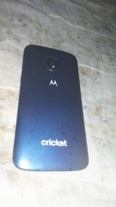 moto e5 2/16