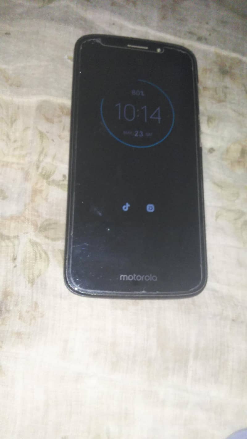 moto e5 2/16 2