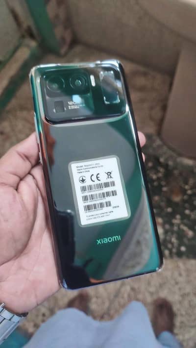 mi 11 ultra black colour demanded phone