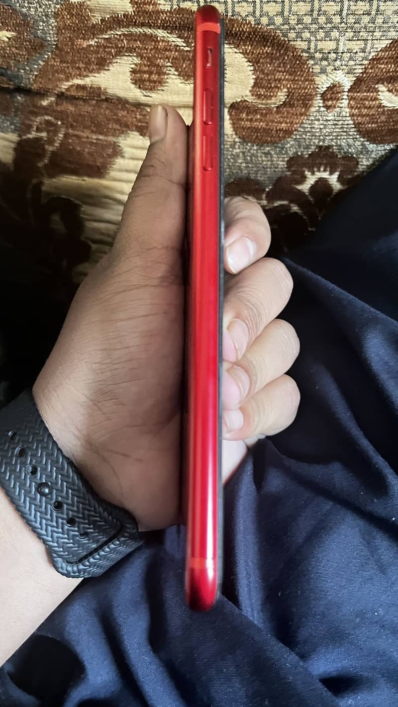 Apple iPhone 8 Plus 3