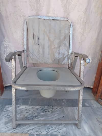 Elderly toilet chair