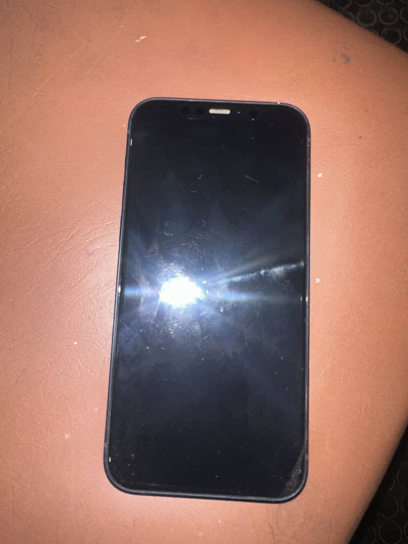 Apple iPhone 12 2