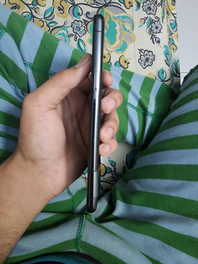 Google pixel 7Pro 4