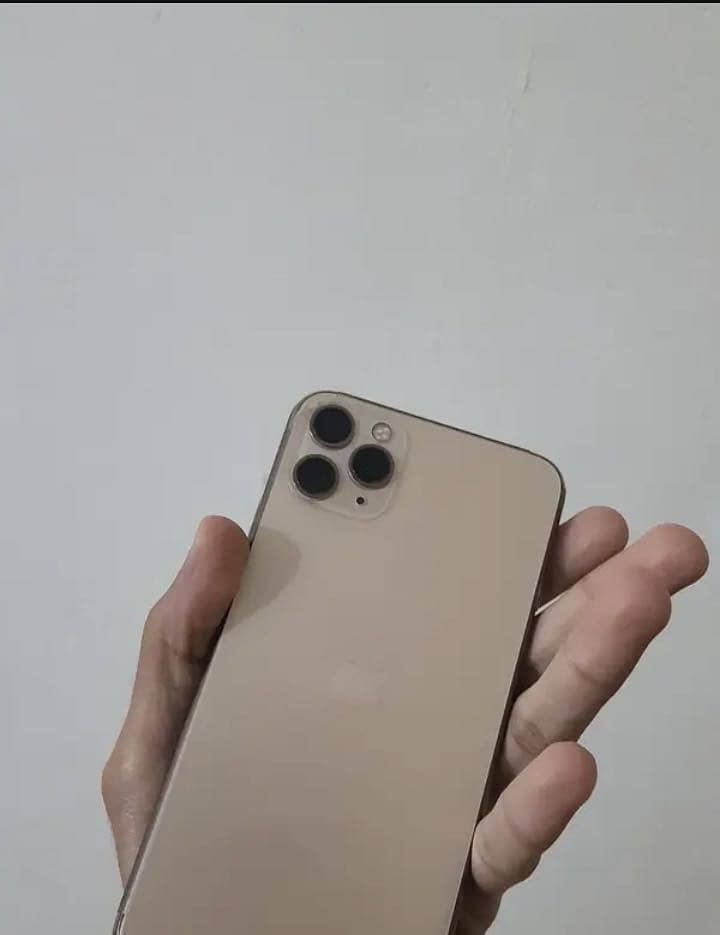 IPhone 11 Pro Max 0