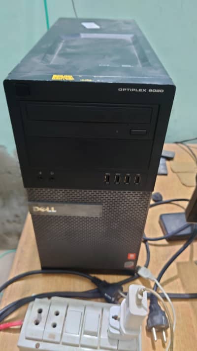 Core i5 4th generation  with 1 gb graphic card