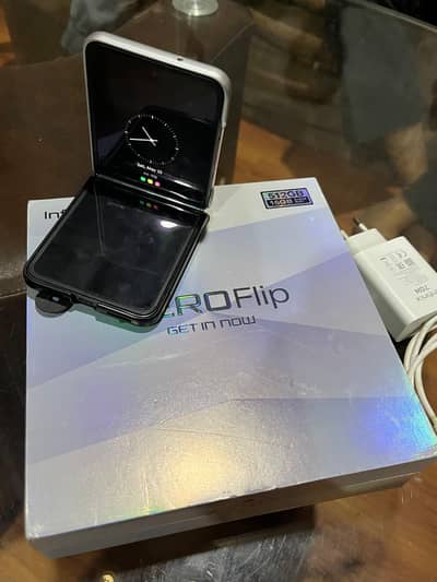 Infinix Zero Flip