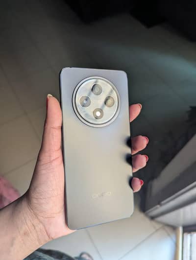 OPPO Reno