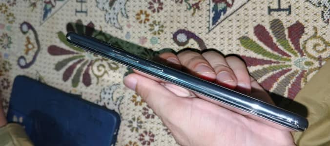 Vivo v21e Condition 10/10 with Original charger and box