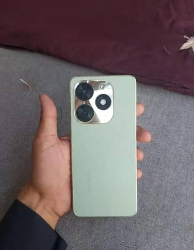 tecno spark 20c 4+4gb Ram 128gb memory