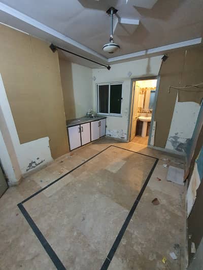 Ground Floor Family Flat Only For Couole