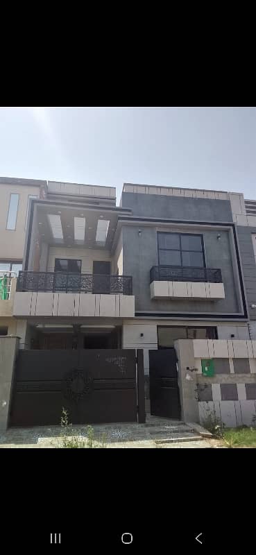 5 Marla Brand New House For Rent Bahria Town Lahore