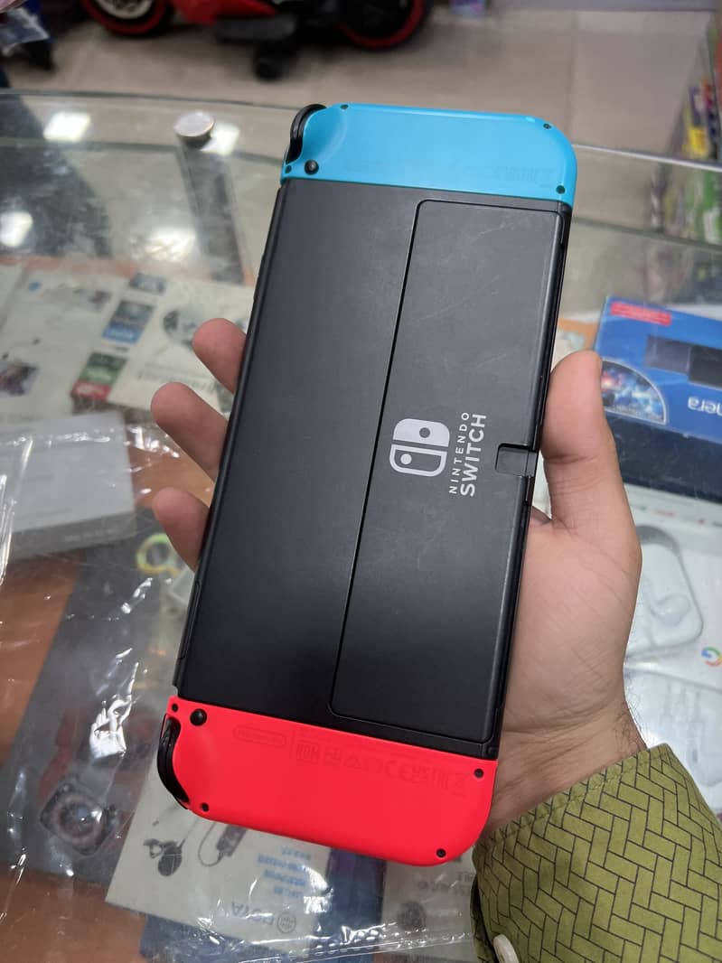 Nintendo Switch OLED 8