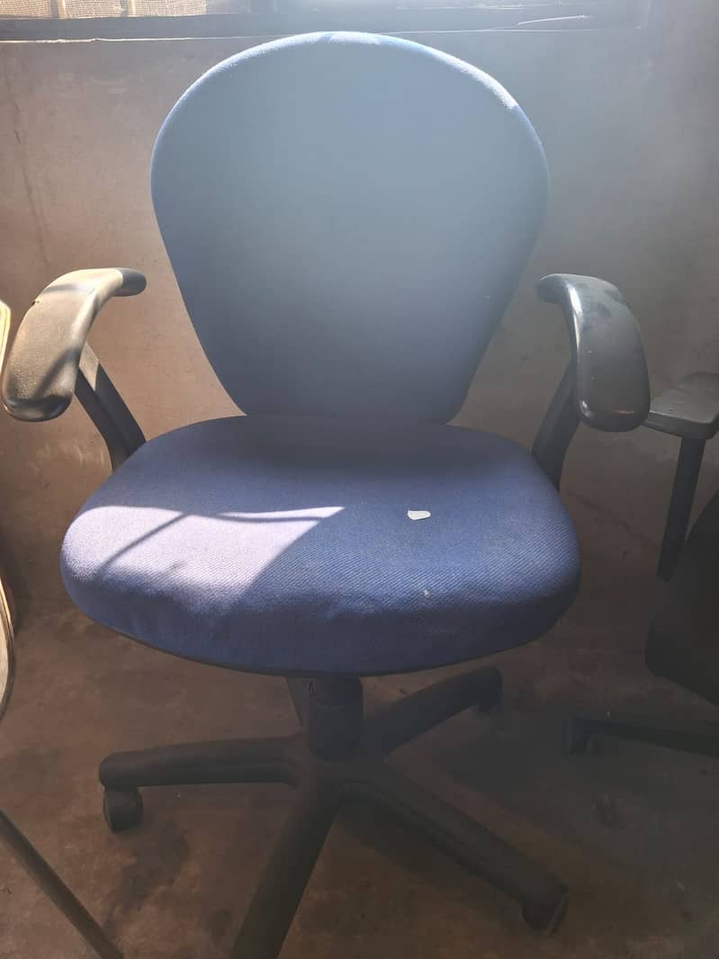 Study Chair 0