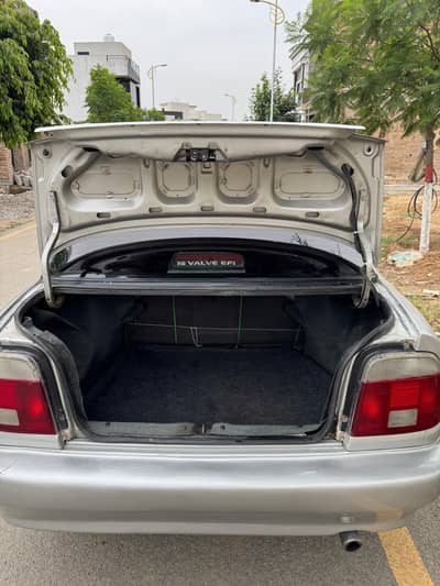 baleno 2003 model jxr