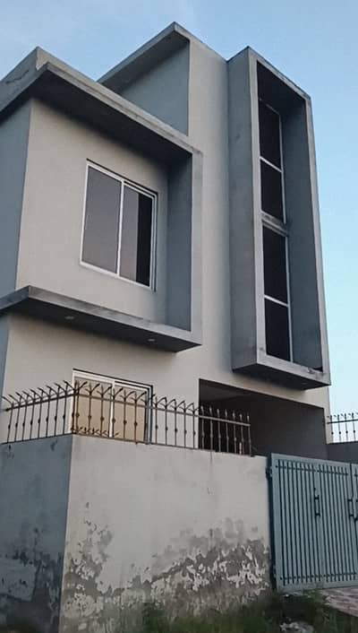 5 MARLA DOUBLE STORY CORNER HOUSE H-BLOCK ALL BASIC FACILITIES RDA APPROVED NEAR CDA SECTOR I-16 OTHER SIDE THALIAN INTERCHANGE