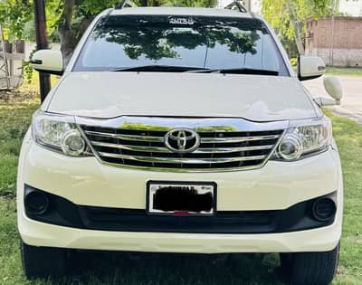 Fortuner 2.7 4/4 2014 Total Geniune