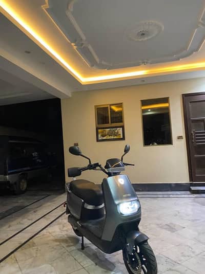 Metro E8S electric bike 0329,710,8109, WhatsApp