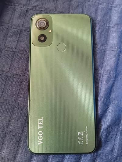Vgotel New 12 – 10/10 Condition | Box & Charger Included