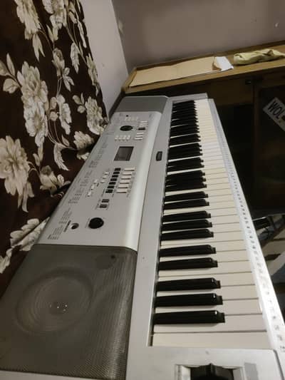 YAMAHA DGX-230 (imported)