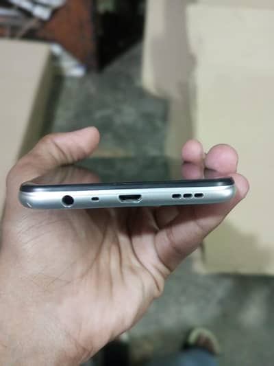 oppo a15s for sale urgently. 6/128 . condition 10/10