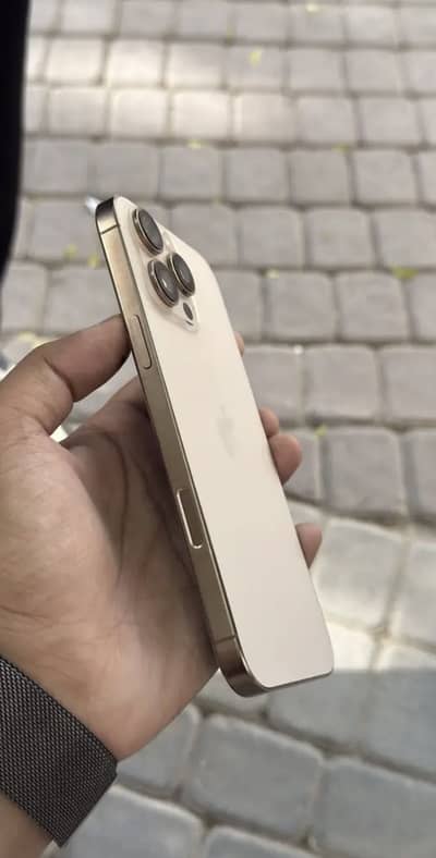 Iphone 16 pro max factory unlock