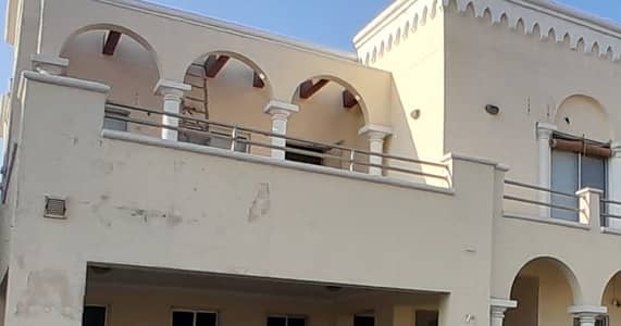 ONE KANAL VILLA FACING PARK AVAILABLE FOR RENT IN BAHRIA ORCHARD LAHORE