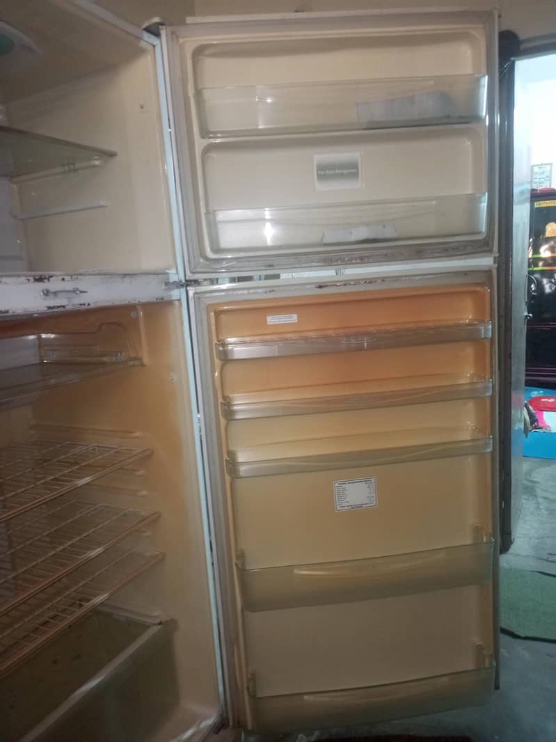 refrigerator 3
