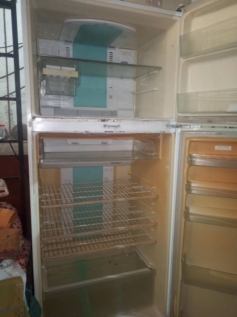refrigerator 4