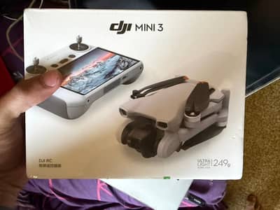 DJI Mini 3 4K Drone with Built-in Screen Remote – Box Pack