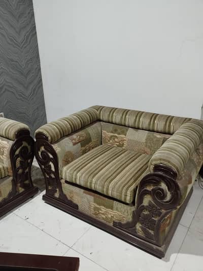 6 seats sofa set with central table