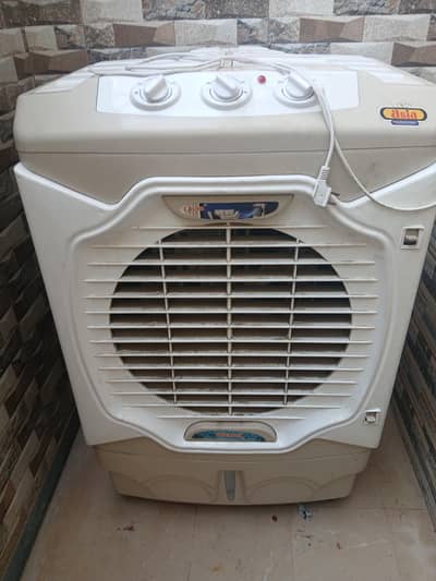 1 month used only inverter air coller