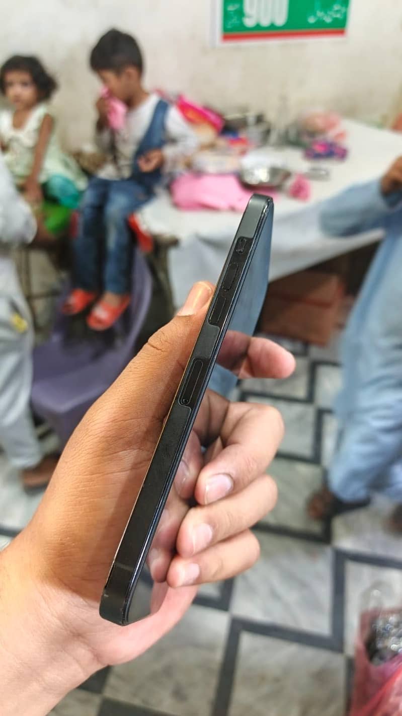 iPhone 14 Pro Max 1