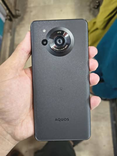Aquos R7 (12Gb/256Rom) with Snapdragon gen 1