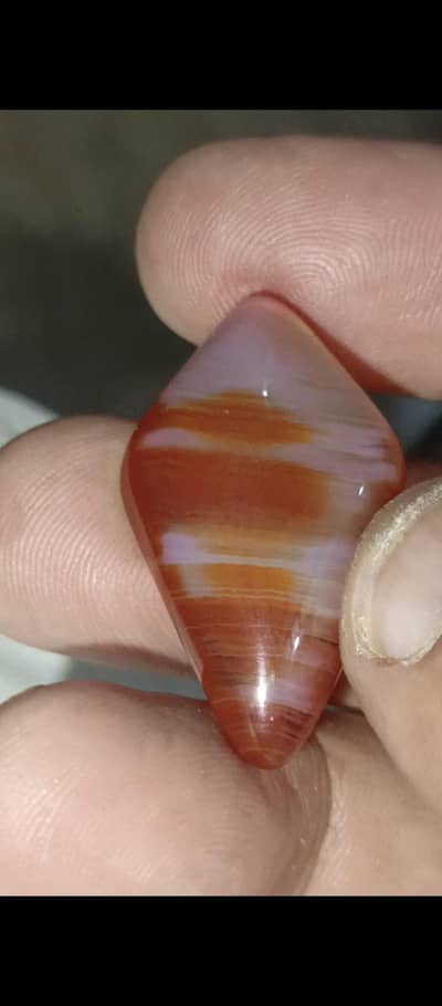 Aqiq natural Satones