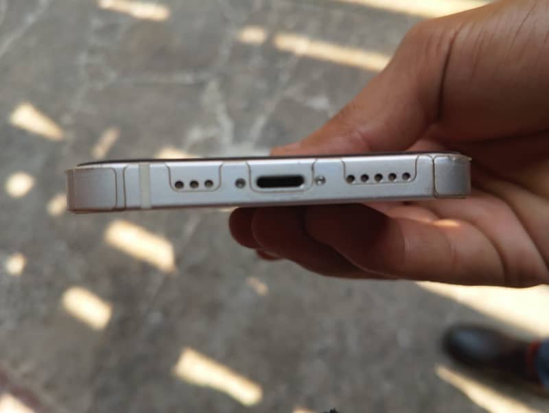 iphone 12 3