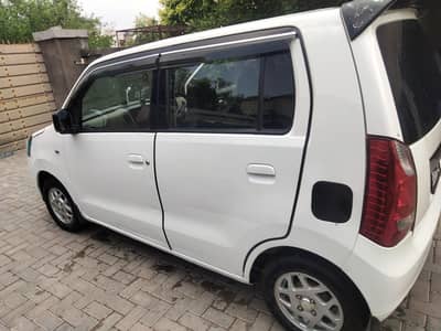 Good condition one dor tuch