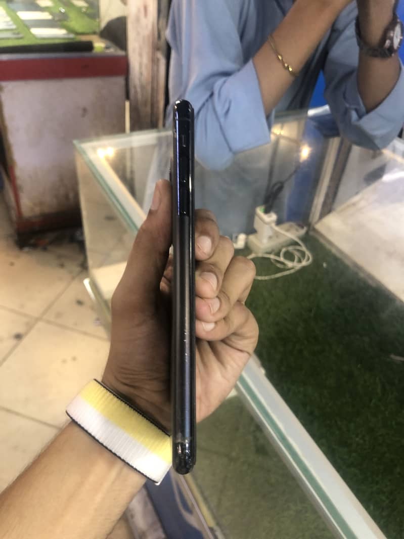 11pro 1