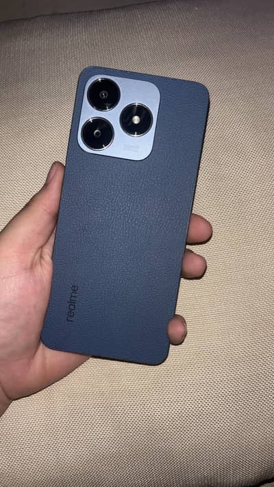 Realme C63