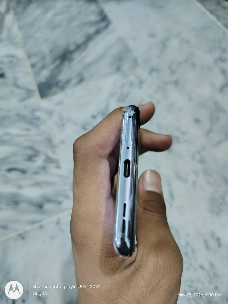 OnePlus 9 3