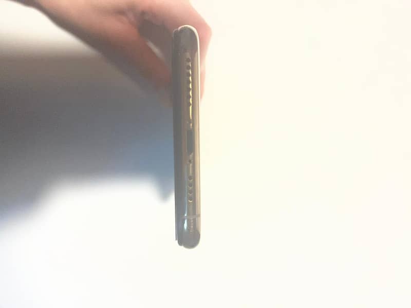 iPhone XS Max 9