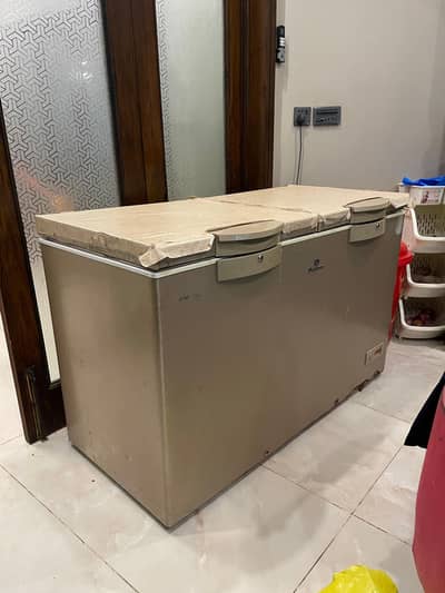 Dawlance double door fridge