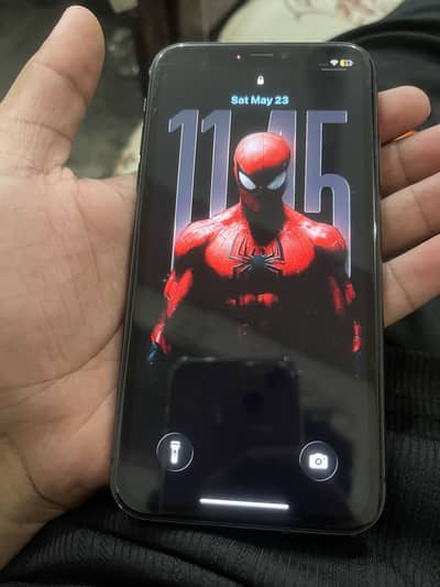 iPhone 11 | 64 GB