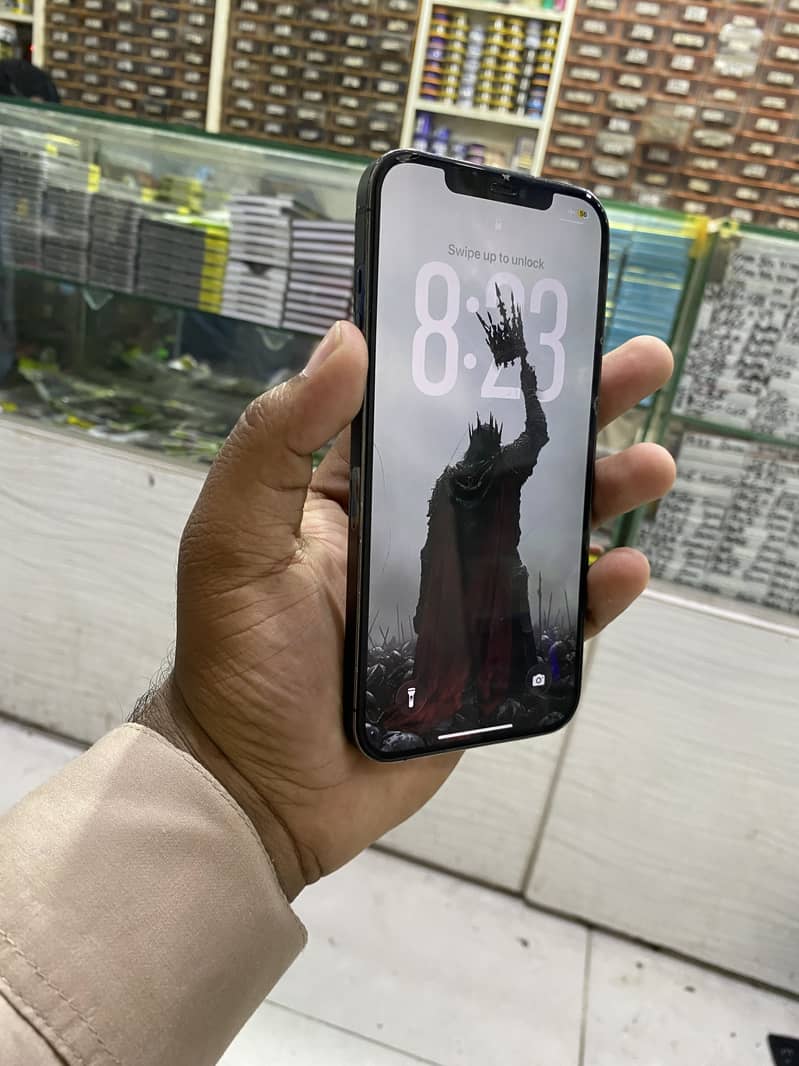 Iphone 12 pro max 2