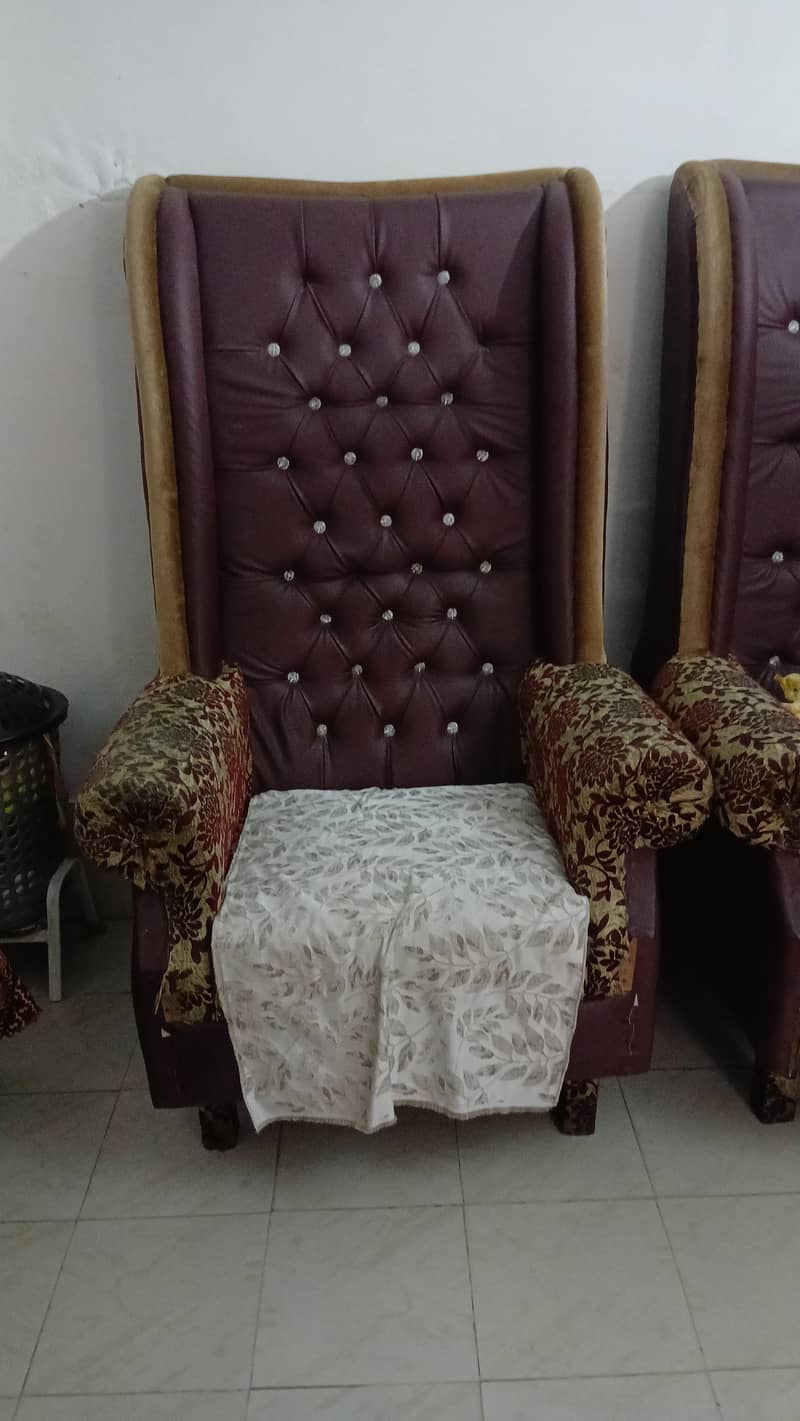 sofa chairs 0