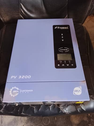 Fronus hybrid Pv3200