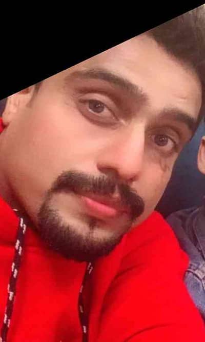 Muazzam khan