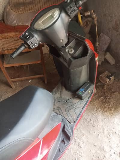 scooty