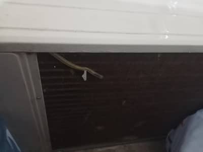 Dawlance AC in good condition hardly used
