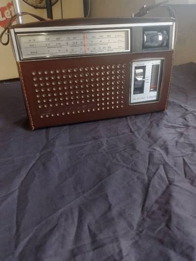 radio national Panasonic good condition for sale